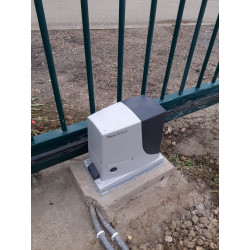 Motorisation portail coulissant NICE ROBUSKIT 1000kg